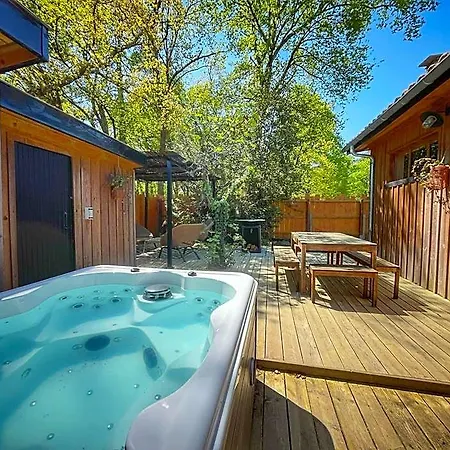 La Cabanareve Otel Lanton